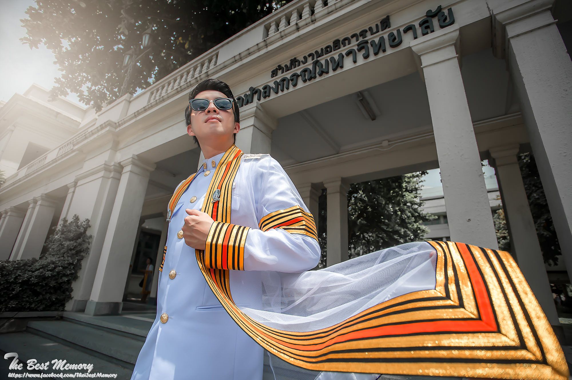 ช่างภาพรับปริญญา ถ่ายรูปรับปริญญา หาช่างภาพ ช่างกล้อง ถ่ายรูปรับปริญญานอกรอบ โดยทีมงานมืออาชีพ