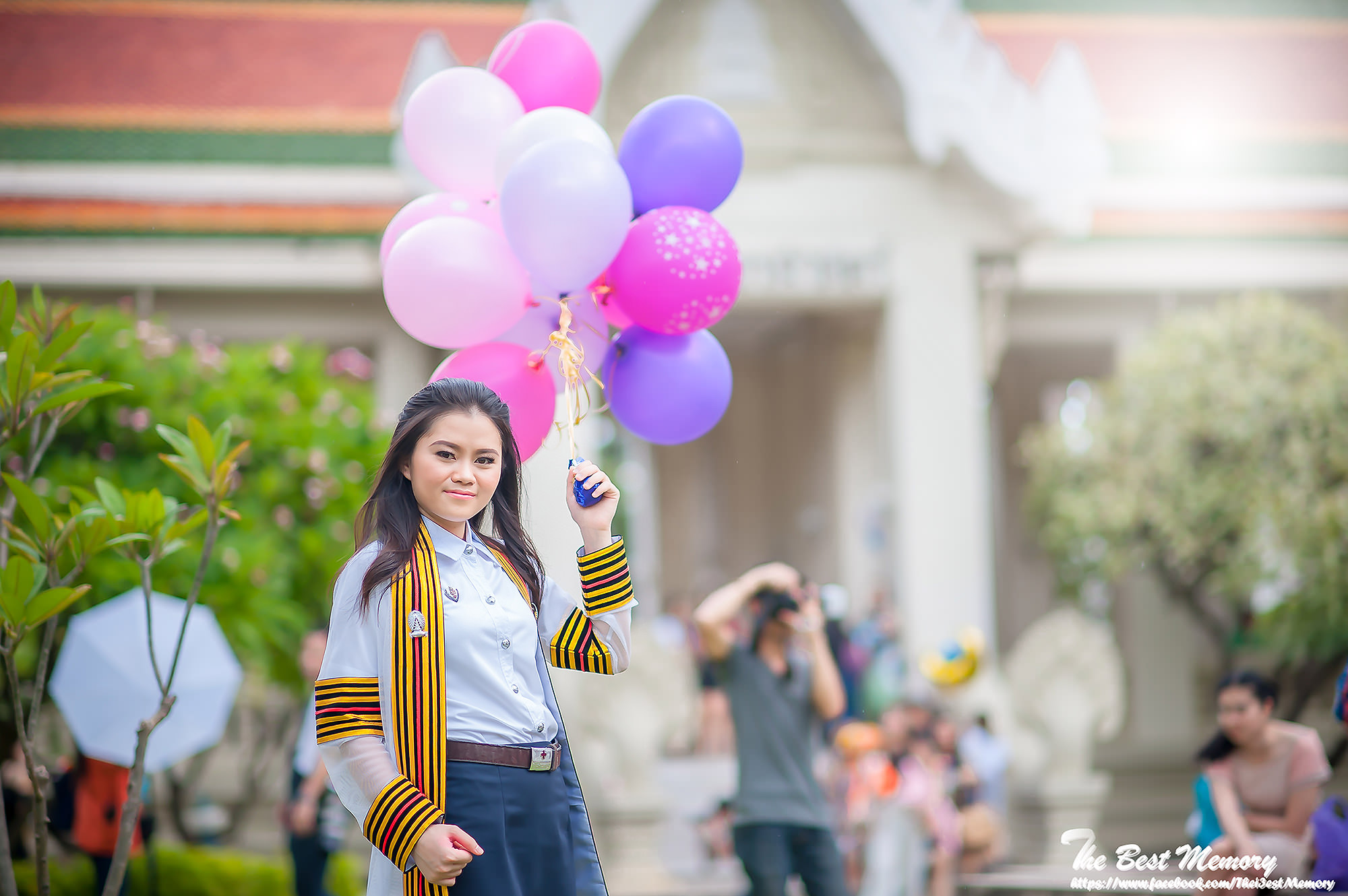 ช่างภาพรับปริญญา ถ่ายรูปรับปริญญา หาช่างภาพ ช่างกล้อง ถ่ายรูปรับปริญญานอกรอบ โดยทีมงานมืออาชีพ