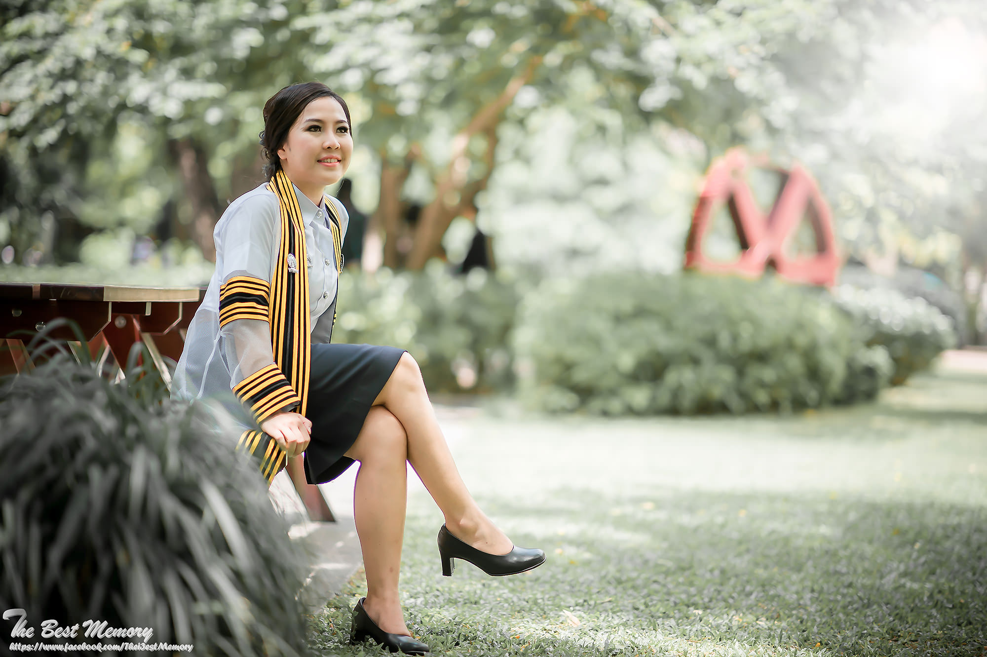 ช่างภาพรับปริญญา ถ่ายรูปรับปริญญา หาช่างภาพ ช่างกล้อง ถ่ายรูปรับปริญญานอกรอบ โดยทีมงานมืออาชีพ