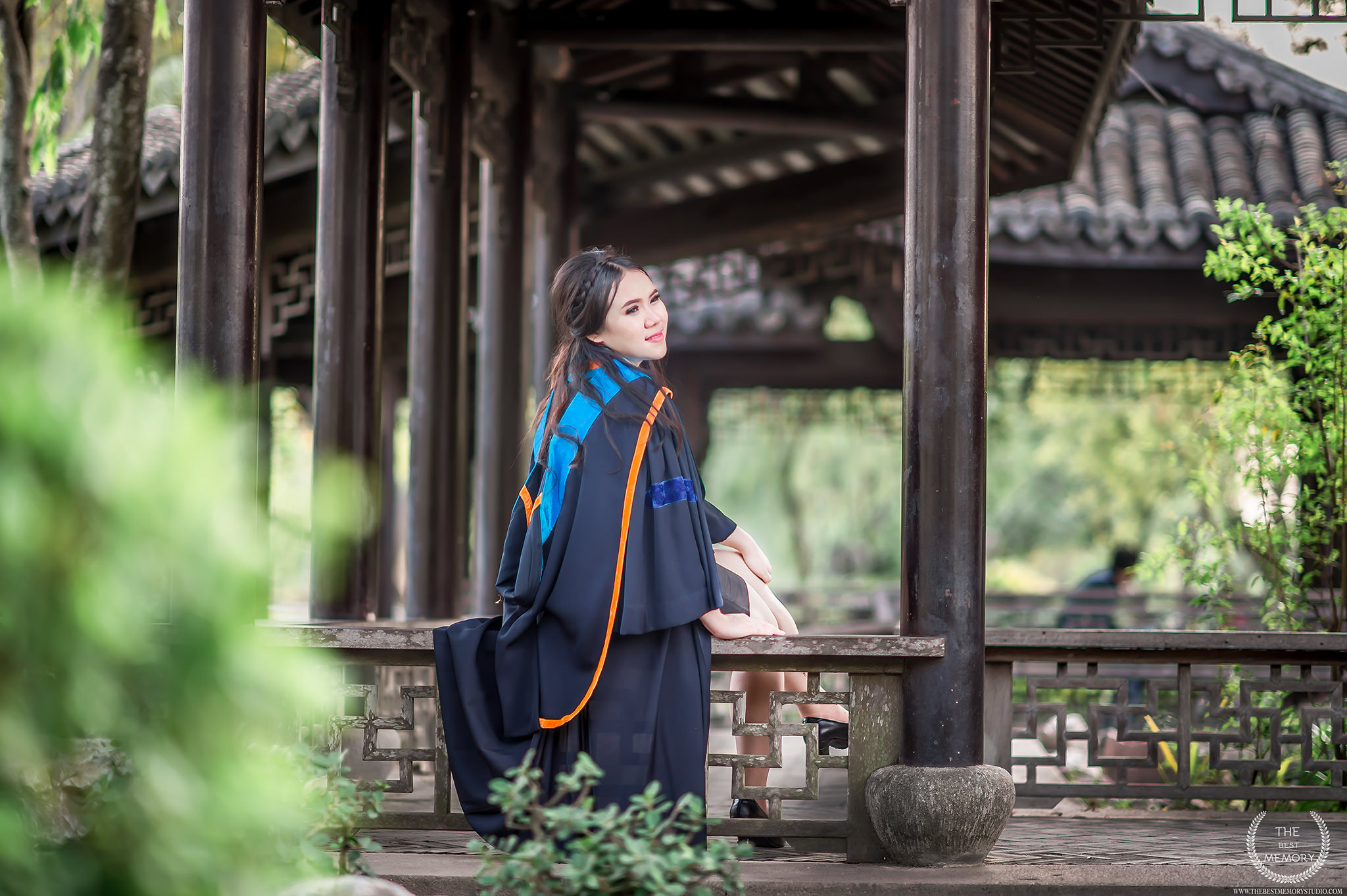 ช่างภาพรับปริญญา ถ่ายรูปรับปริญญา หาช่างภาพ ช่างกล้อง ถ่ายรูปรับปริญญานอกรอบ โดยทีมงานมืออาชีพ