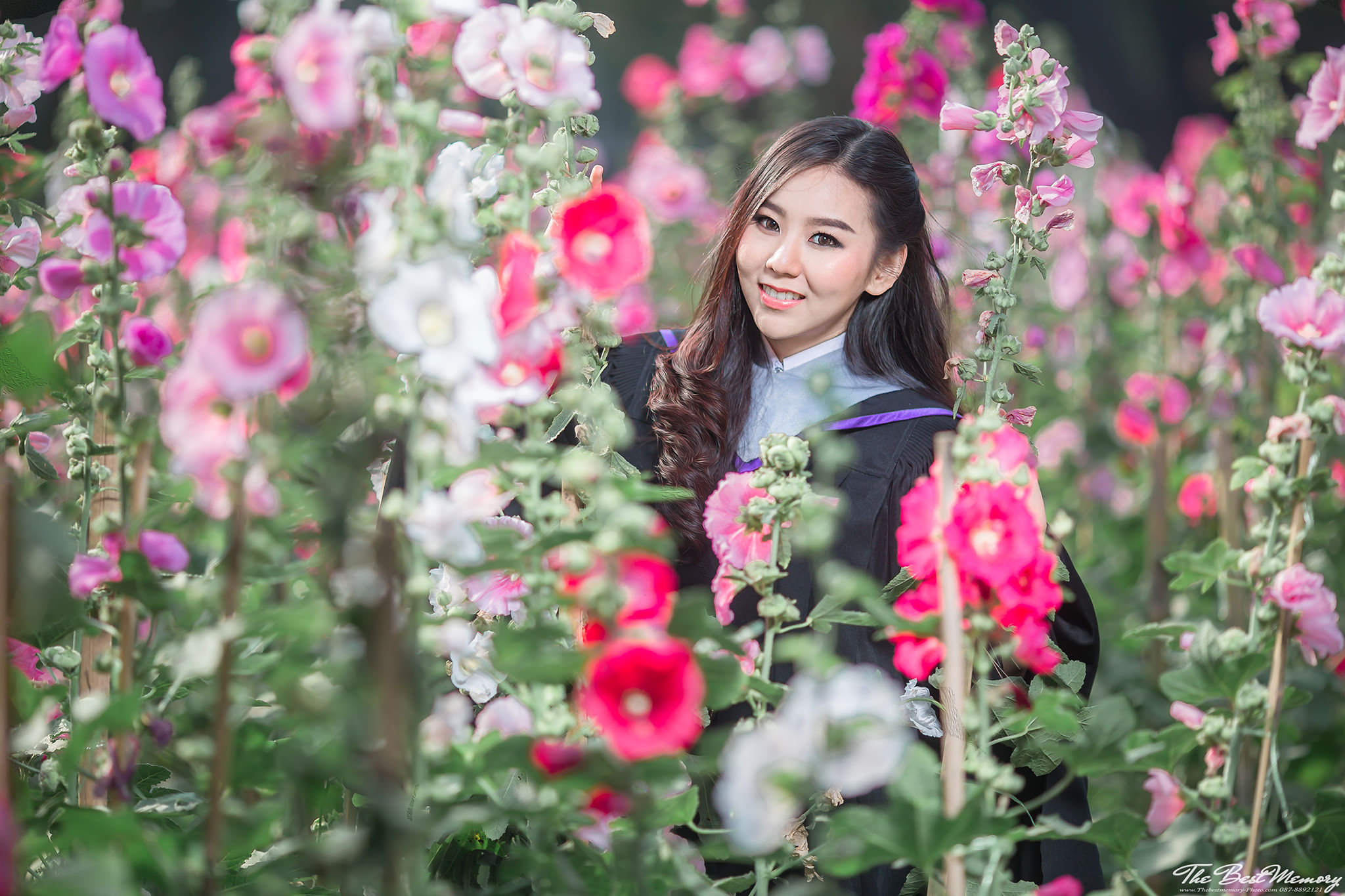 ถ่ายรูปรับปริญญา ช่างภาพรับปริญญา หาช่างภาพ ช่างกล้อง ถ่ายรูปรับปริญญานอกรอบ