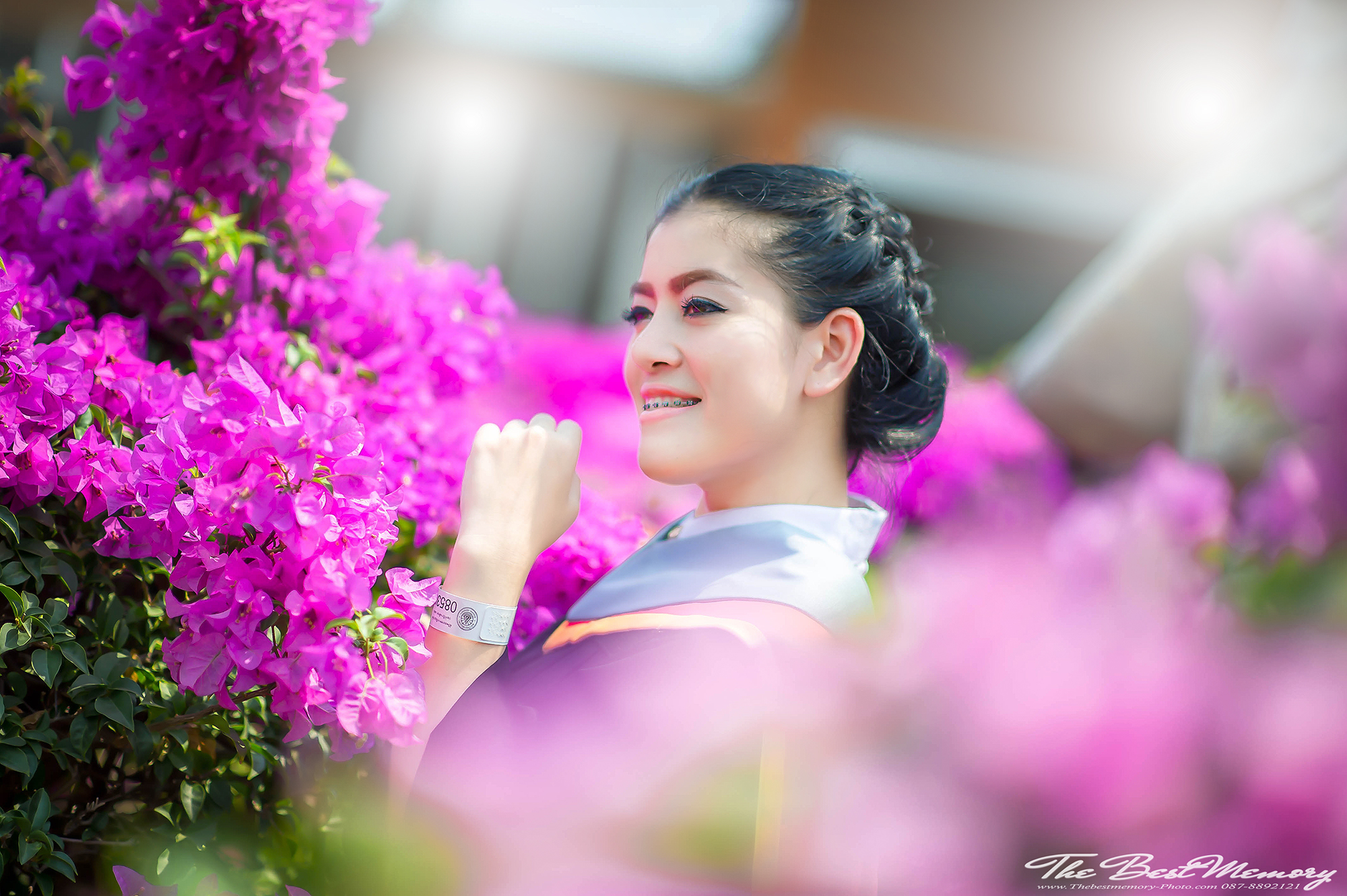 ถ่ายรูปรับปริญญา ช่างภาพรับปริญญา หาช่างภาพ ช่างกล้อง ถ่ายรูปรับปริญญานอกรอบ