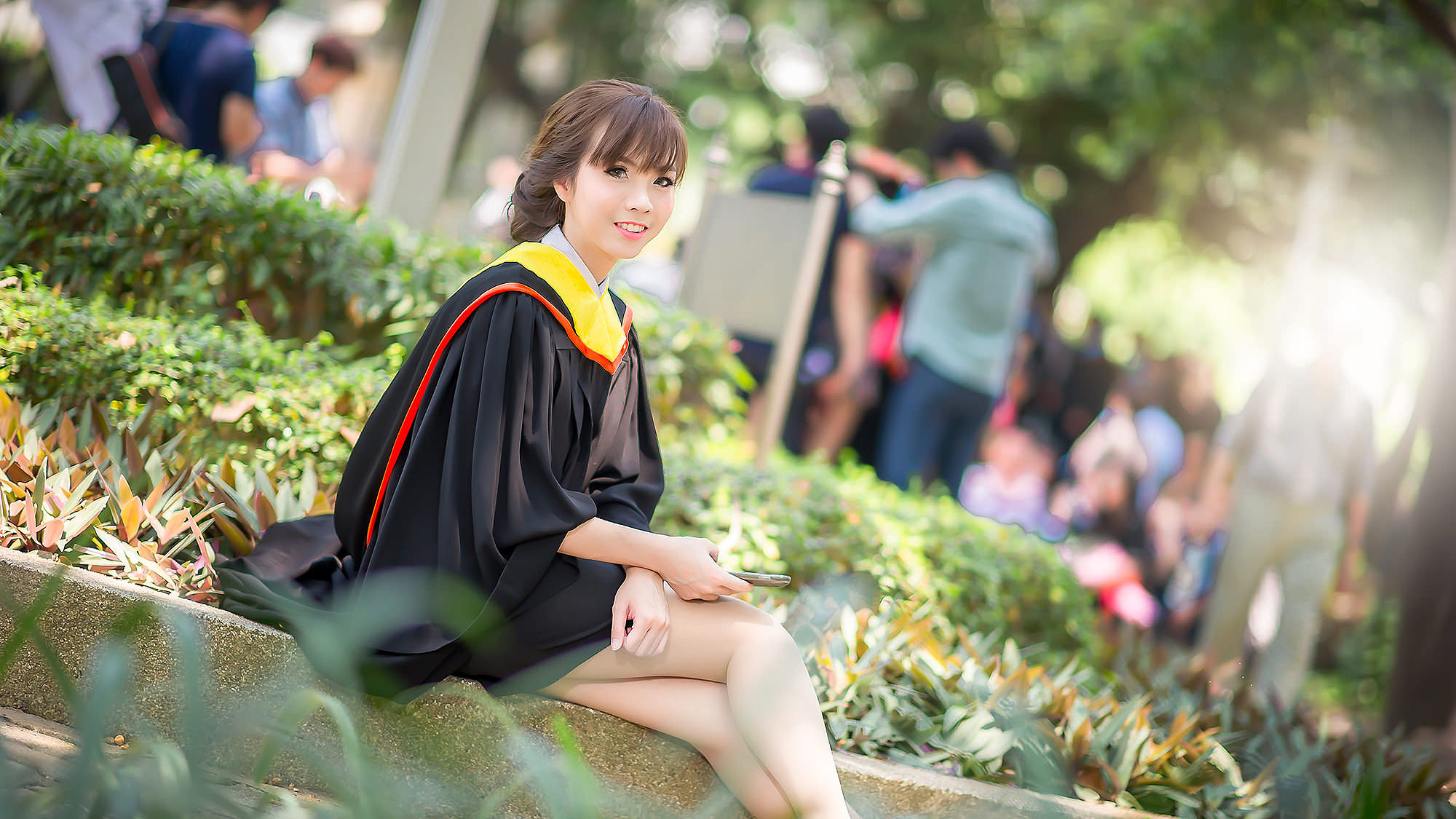 ช่างภาพรับปริญญา ถ่ายรูปรับปริญญา หาช่างภาพ ช่างกล้อง ถ่ายรูปรับปริญญานอกรอบ โดยทีมงานมืออาชีพ