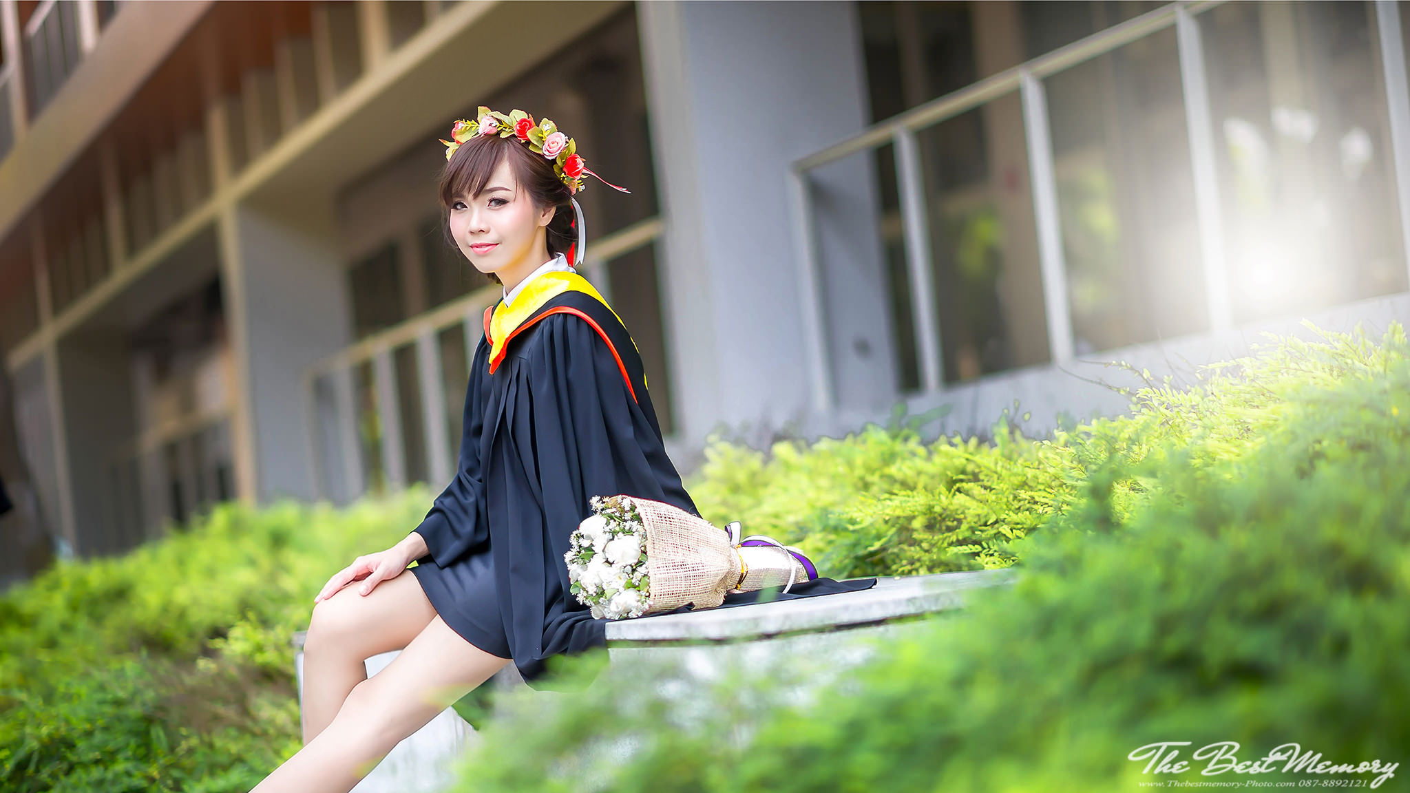 ช่างภาพรับปริญญา ถ่ายรูปรับปริญญา หาช่างภาพ ช่างกล้อง ถ่ายรูปรับปริญญานอกรอบ โดยทีมงานมืออาชีพ