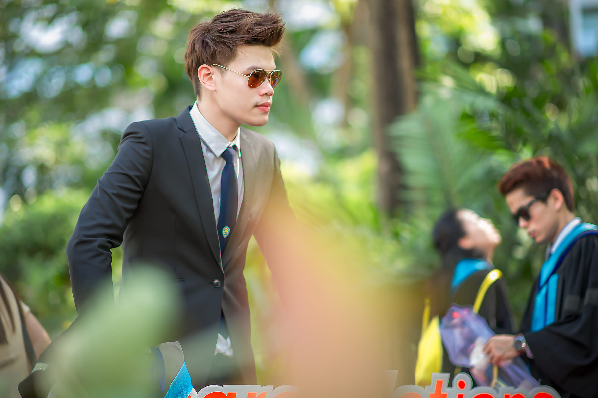 ช่างภาพรับปริญญา ถ่ายรูปรับปริญญา หาช่างภาพ ช่างกล้อง ถ่ายรูปรับปริญญานอกรอบ โดยทีมงานมืออาชีพ