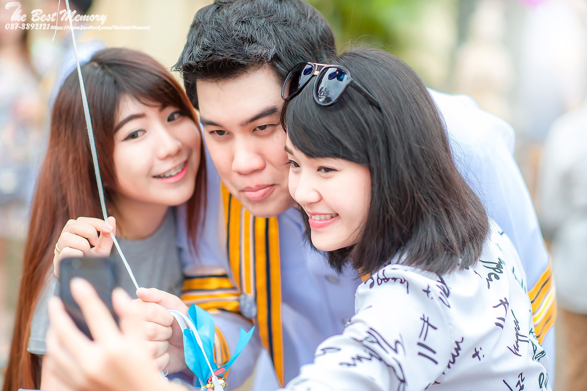 ถ่ายรูปรับปริญญา ช่างภาพรับปริญญา หาช่างภาพ ช่างกล้อง ถ่ายรูปรับปริญญานอกรอบ