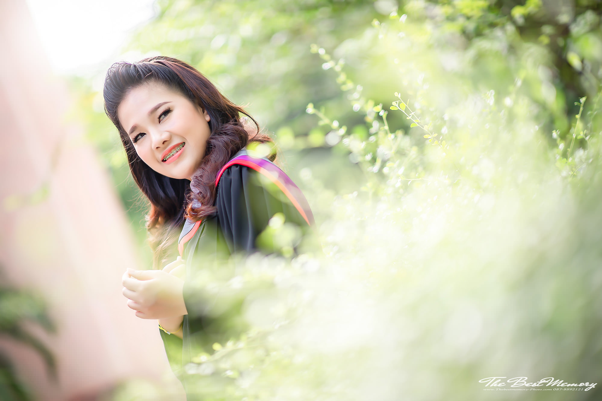 ถ่ายรูปรับปริญญา ช่างภาพรับปริญญา หาช่างภาพ ช่างกล้อง ถ่ายรูปรับปริญญานอกรอบ