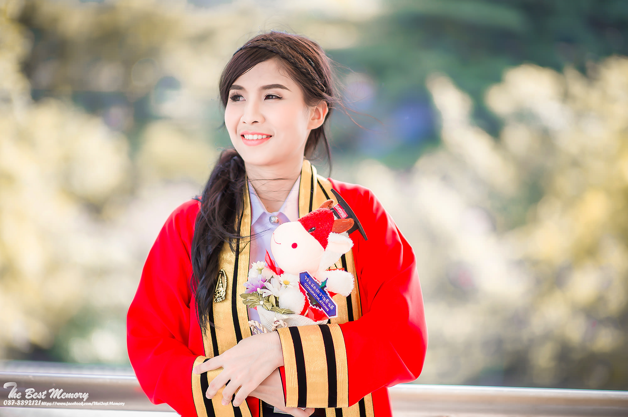 ถ่ายรูปรับปริญญา ช่างภาพรับปริญญา หาช่างภาพ ช่างกล้อง ถ่ายรูปรับปริญญานอกรอบ