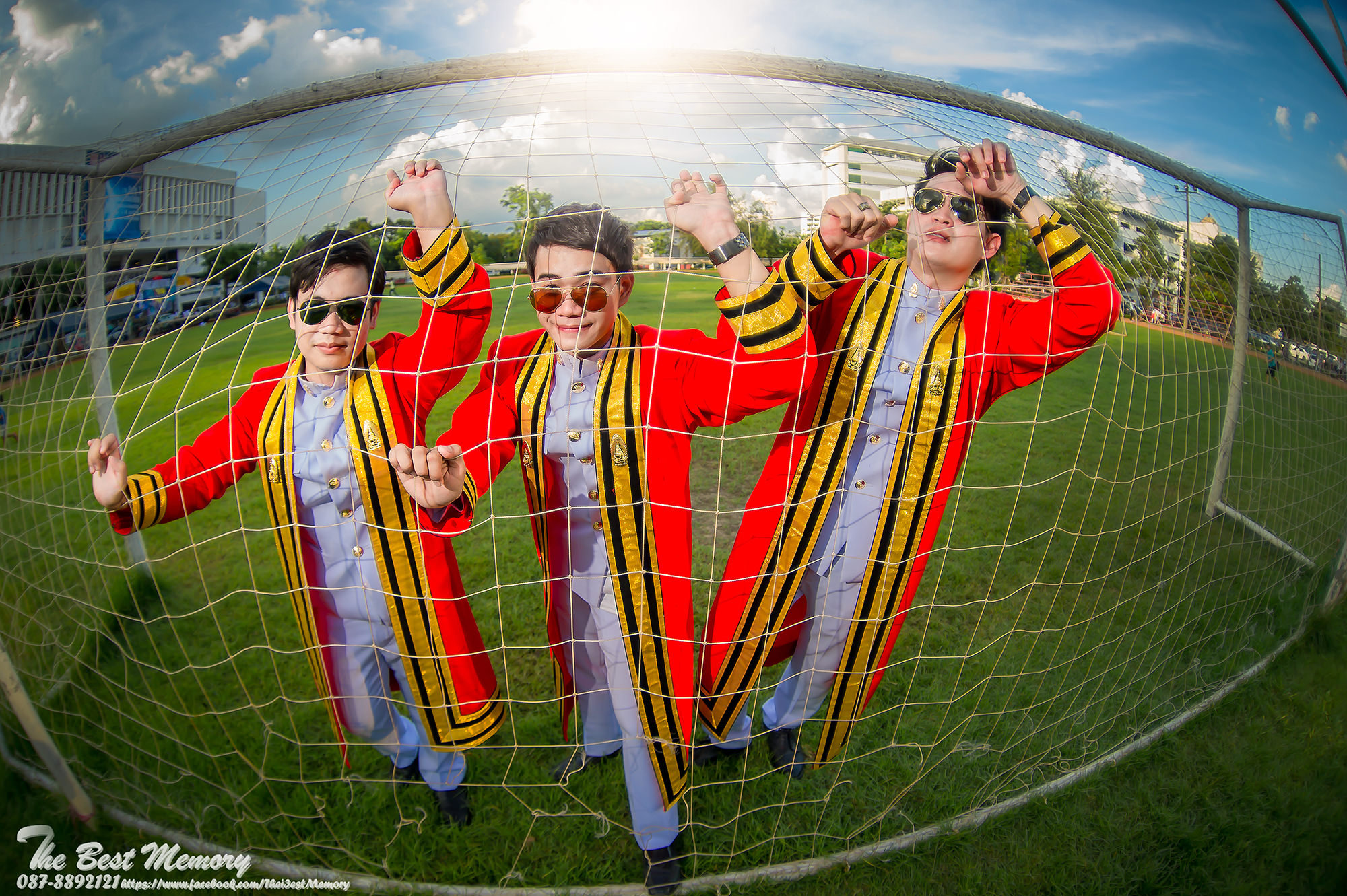 ถ่ายรูปรับปริญญา ช่างภาพรับปริญญา หาช่างภาพ ช่างกล้อง ถ่ายรูปรับปริญญานอกรอบ