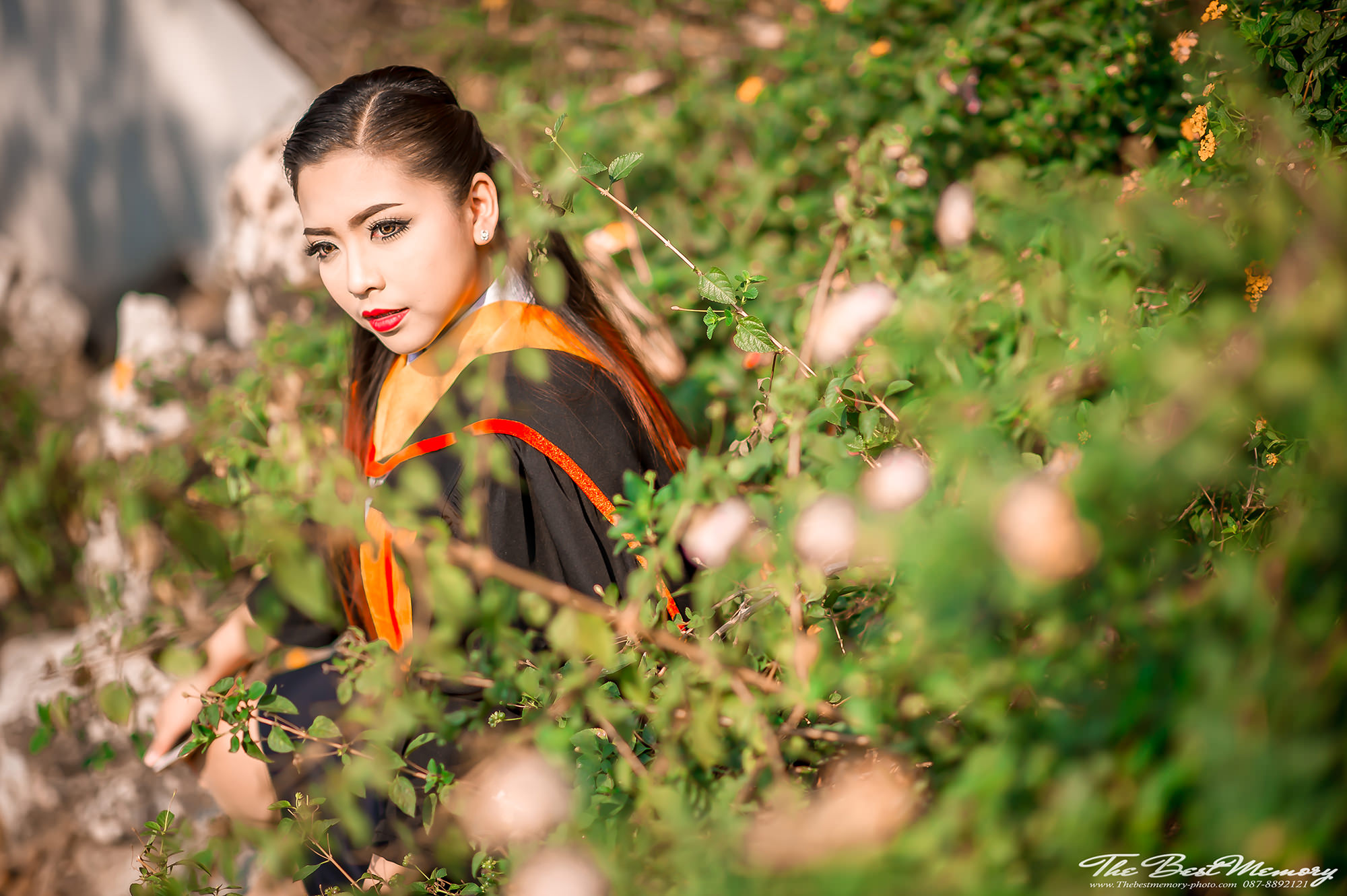 ถ่ายรูปรับปริญญา ช่างภาพรับปริญญา หาช่างภาพ ช่างกล้อง ถ่ายรูปรับปริญญานอกรอบ