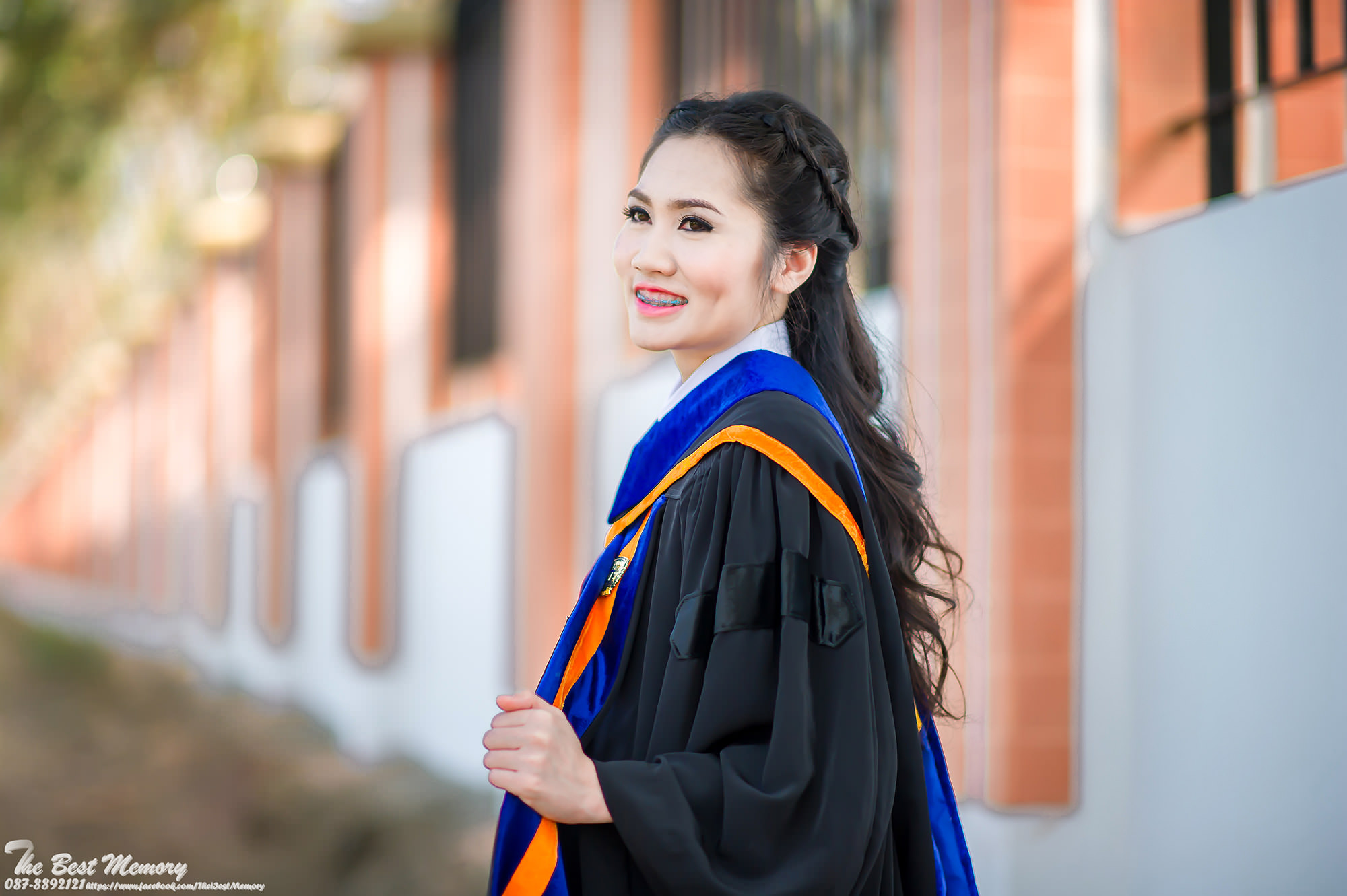 ถ่ายรูปรับปริญญา ช่างภาพรับปริญญา หาช่างภาพ ช่างกล้อง ถ่ายรูปรับปริญญานอกรอบ