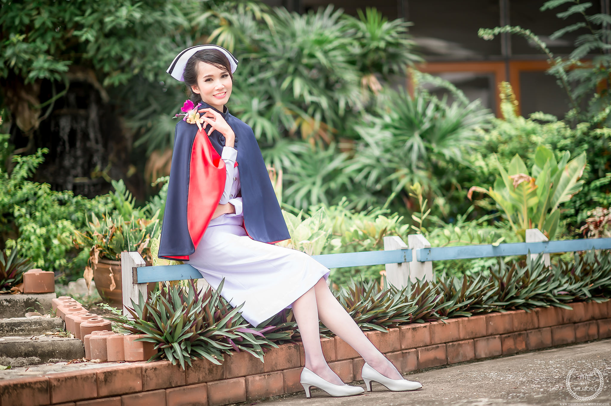 ช่างภาพรับปริญญา ถ่ายรูปรับปริญญา หาช่างภาพ ช่างกล้อง ถ่ายรูปรับปริญญานอกรอบ โดยทีมงานมืออาชีพ