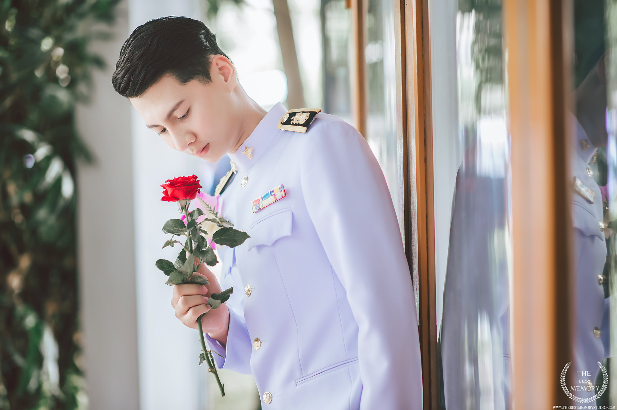 ช่างภาพรับปริญญา ถ่ายรูปรับปริญญา หาช่างภาพ ช่างกล้อง ถ่ายรูปรับปริญญานอกรอบ โดยทีมงานมืออาชีพ