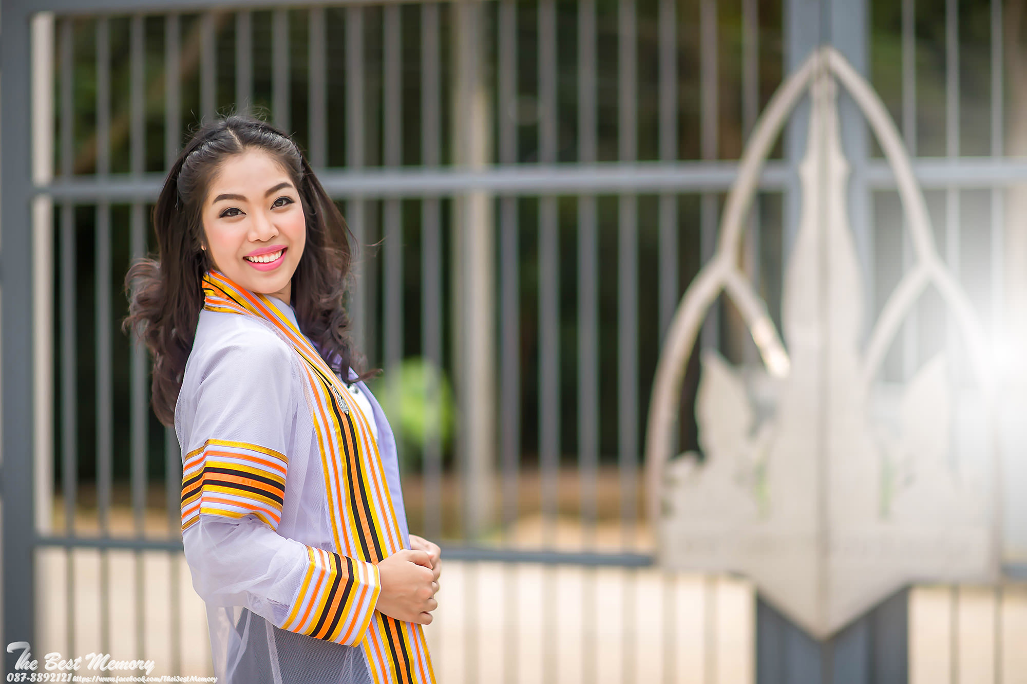 ช่างภาพรับปริญญา ถ่ายรูปรับปริญญา หาช่างภาพ ช่างกล้อง ถ่ายรูปรับปริญญานอกรอบ โดยทีมงานมืออาชีพ