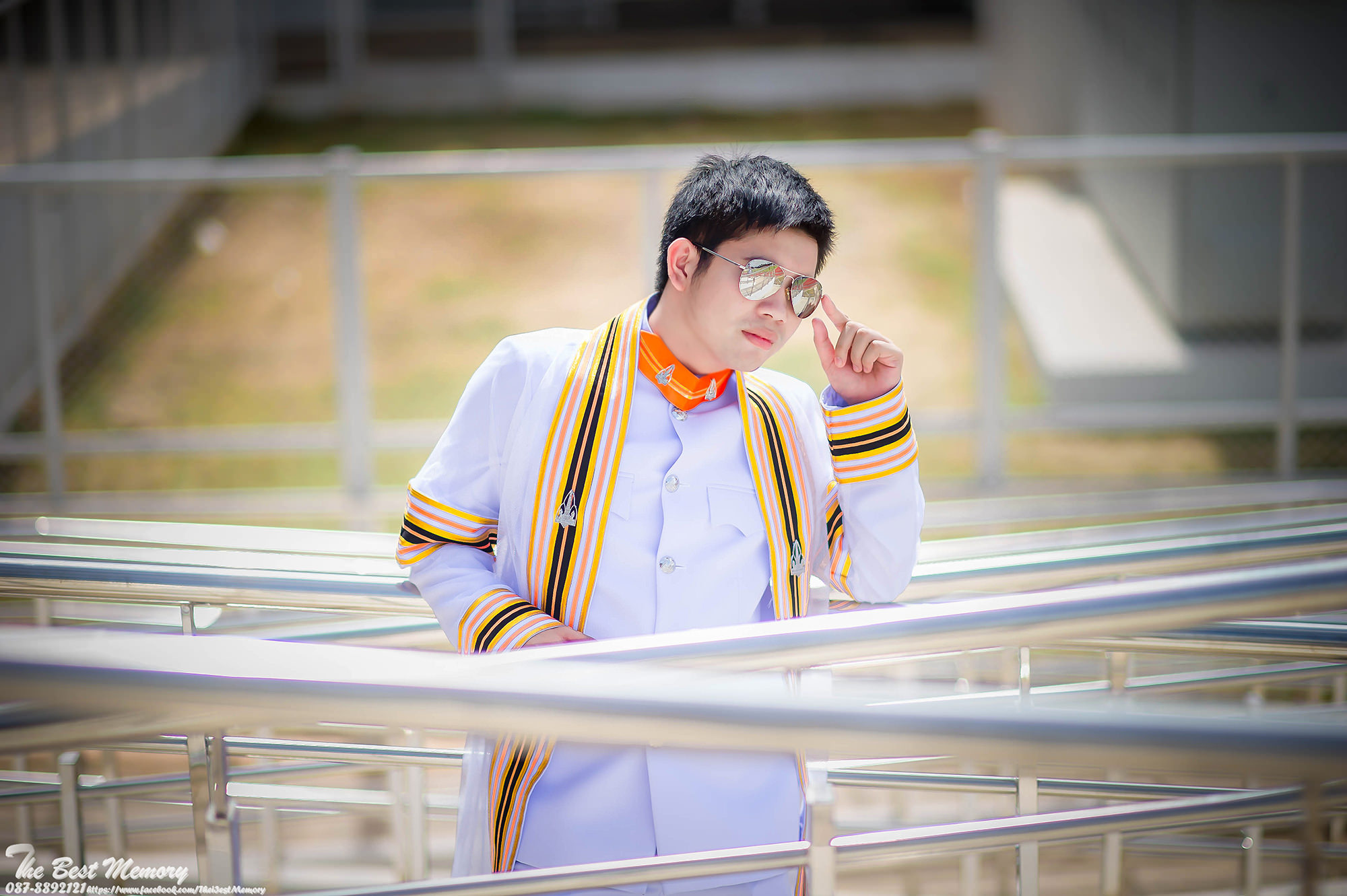 ช่างภาพรับปริญญา ถ่ายรูปรับปริญญา หาช่างภาพ ช่างกล้อง ถ่ายรูปรับปริญญานอกรอบ โดยทีมงานมืออาชีพ