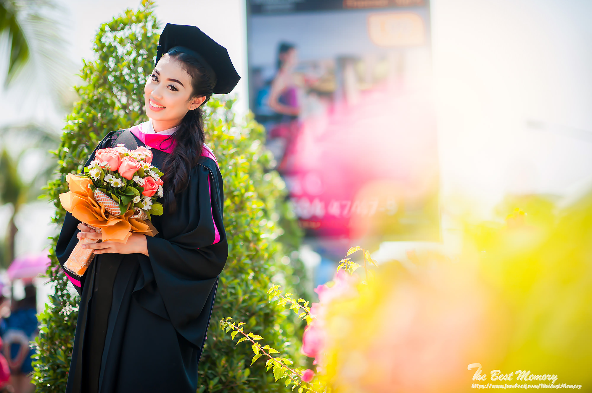 ช่างภาพรับปริญญา ถ่ายรูปรับปริญญา หาช่างภาพ ช่างกล้อง ถ่ายรูปรับปริญญานอกรอบ โดยทีมงานมืออาชีพ