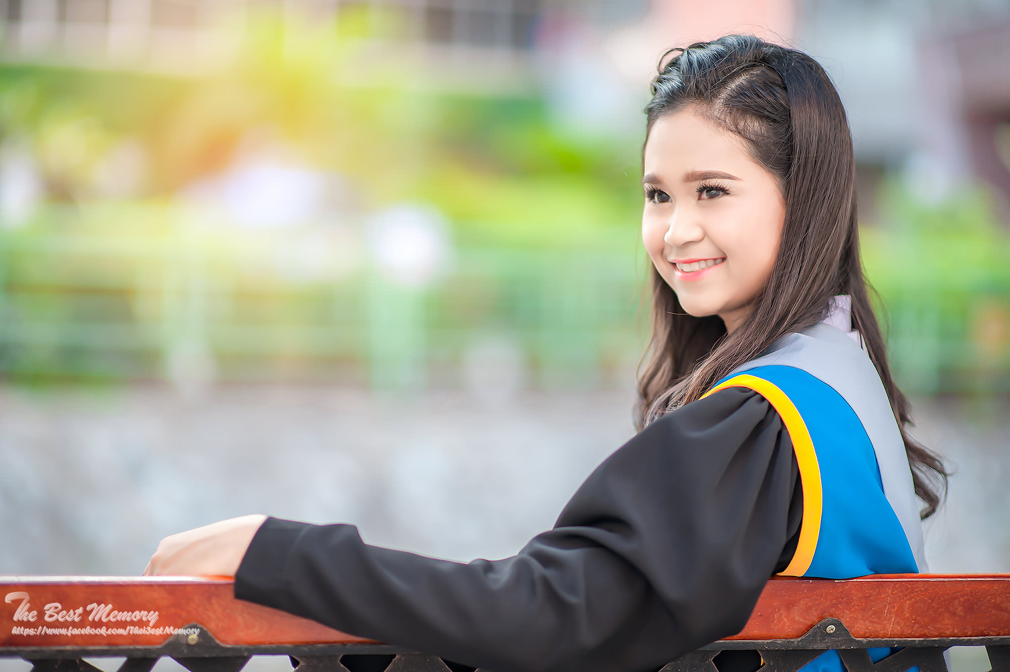 ถ่ายรูปรับปริญญา ช่างภาพรับปริญญา หาช่างภาพ ช่างกล้อง ถ่ายรูปรับปริญญานอกรอบ