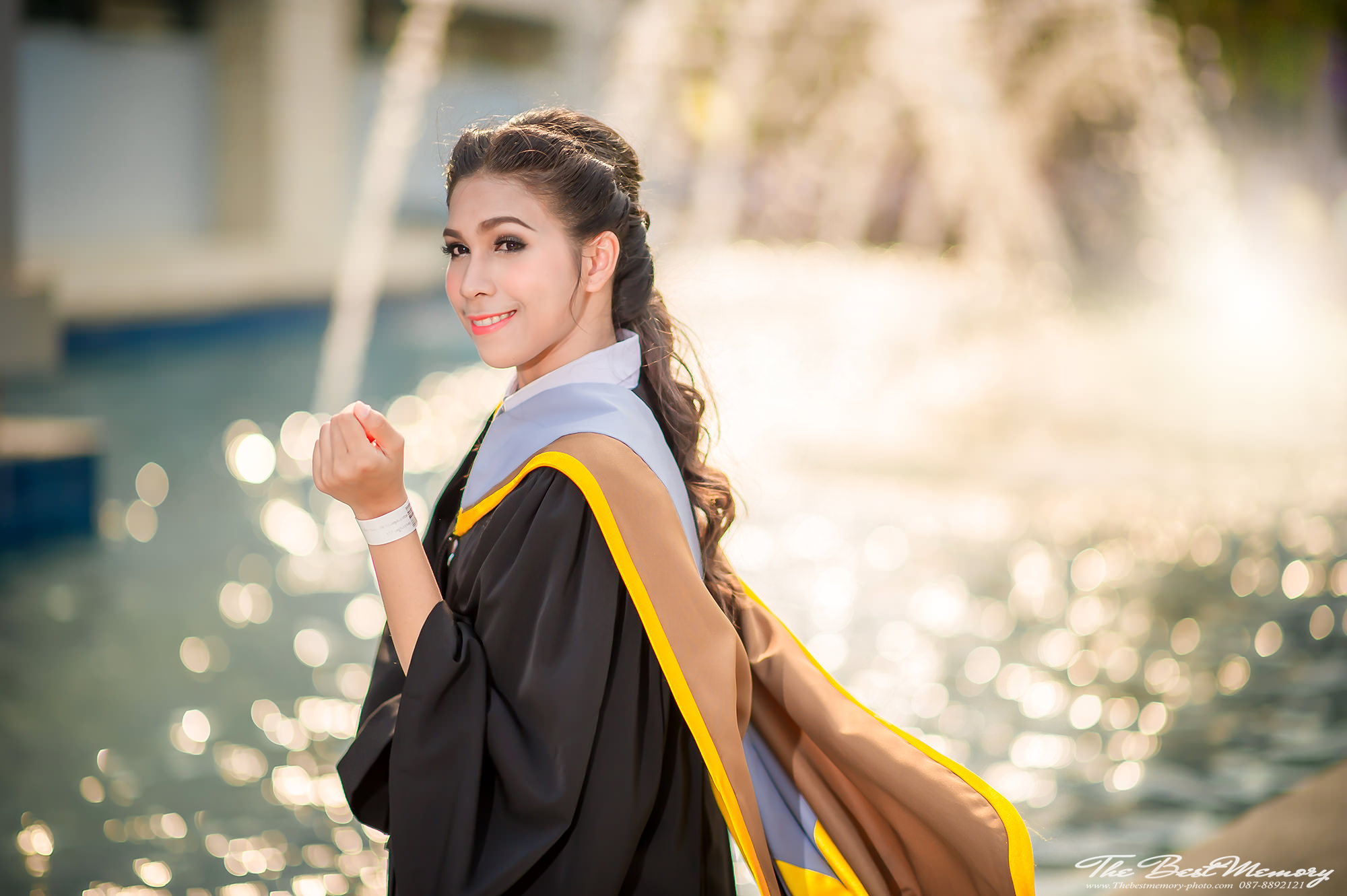 ถ่ายรูปรับปริญญา ช่างภาพรับปริญญา หาช่างภาพ ช่างกล้อง ถ่ายรูปรับปริญญานอกรอบ