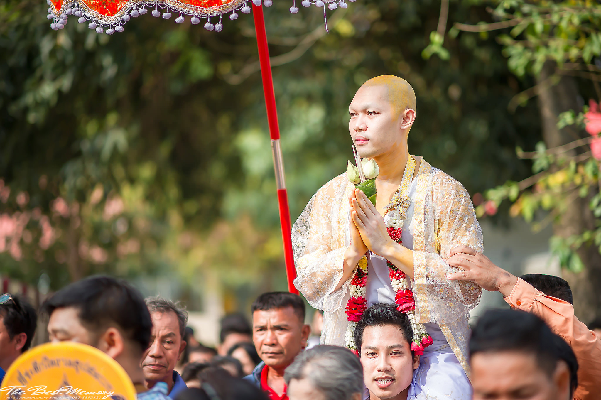 ช่างภาพงานบวช ถ่ายรูปงานบวช หาช่างภาพงานบวช รับถ่ายภาพงานบวช ตากล้องงานบวช รับถ่ายภาพงานบวช งานบวช