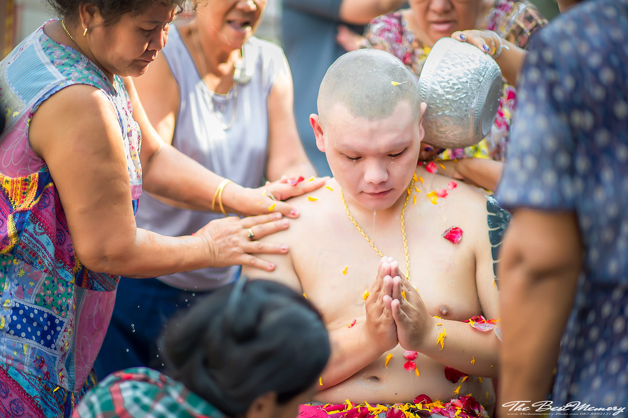 ช่างภาพงานบวช ถ่ายรูปงานบวช หาช่างภาพงานบวช รับถ่ายภาพงานบวช ตากล้องงานบวช รับถ่ายภาพงานบวช งานบวช