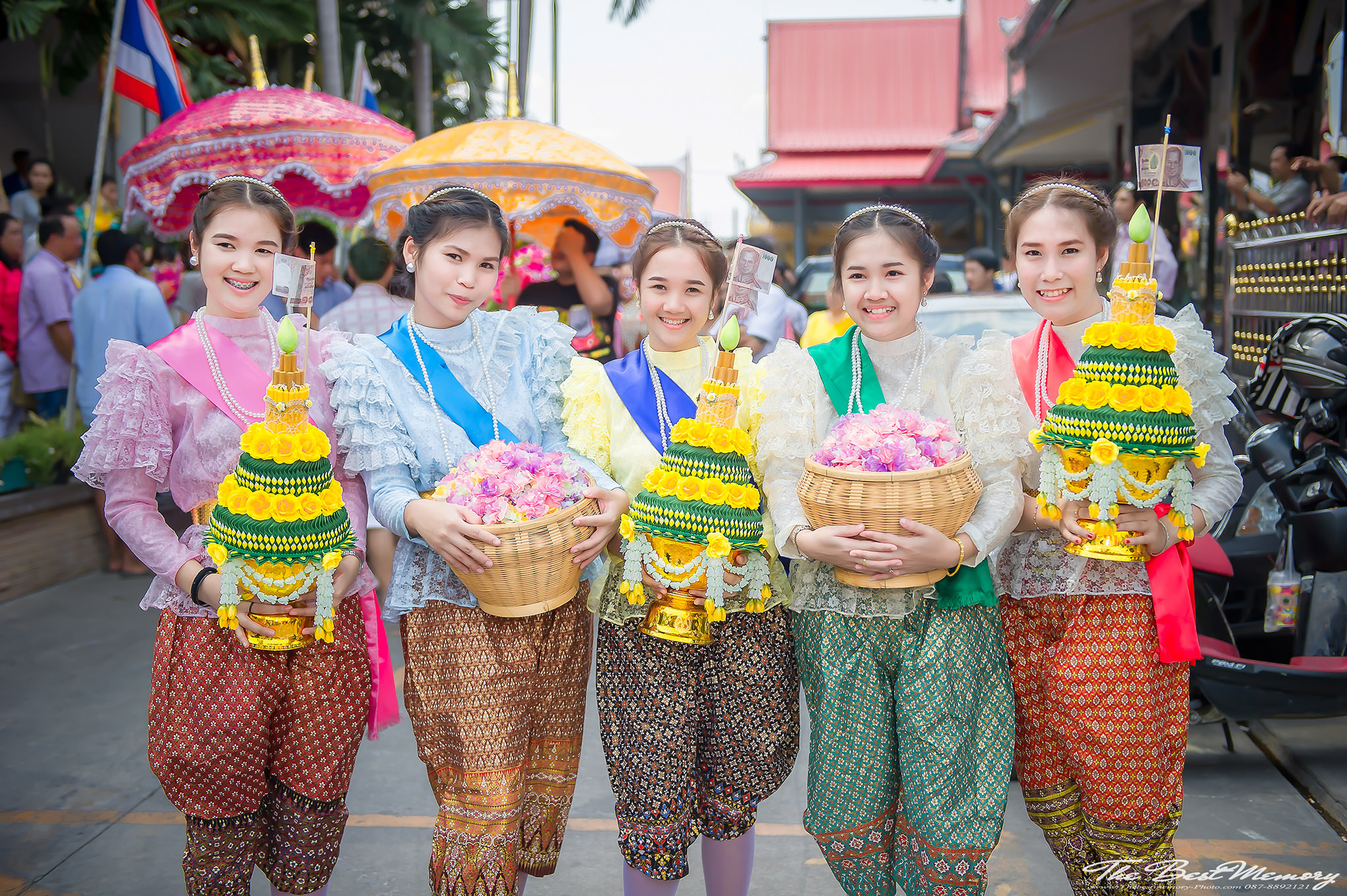 ช่างภาพงานบวช ถ่ายรูปงานบวช หาช่างภาพงานบวช รับถ่ายภาพงานบวช ตากล้องงานบวช รับถ่ายภาพงานบวช งานบวช