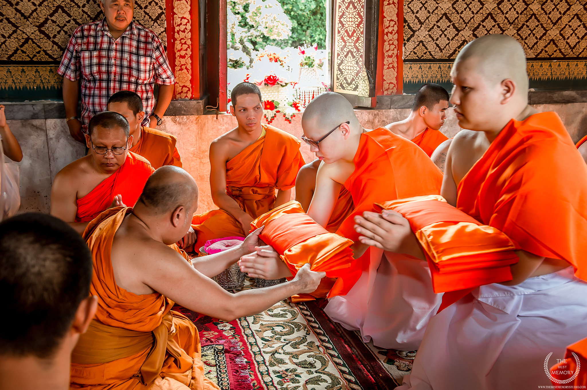 ช่างภาพงานบวช ถ่ายรูปงานบวช หาช่างภาพงานบวช รับถ่ายภาพงานบวช ตากล้องงานบวช รับถ่ายภาพงานบวช งานบวช