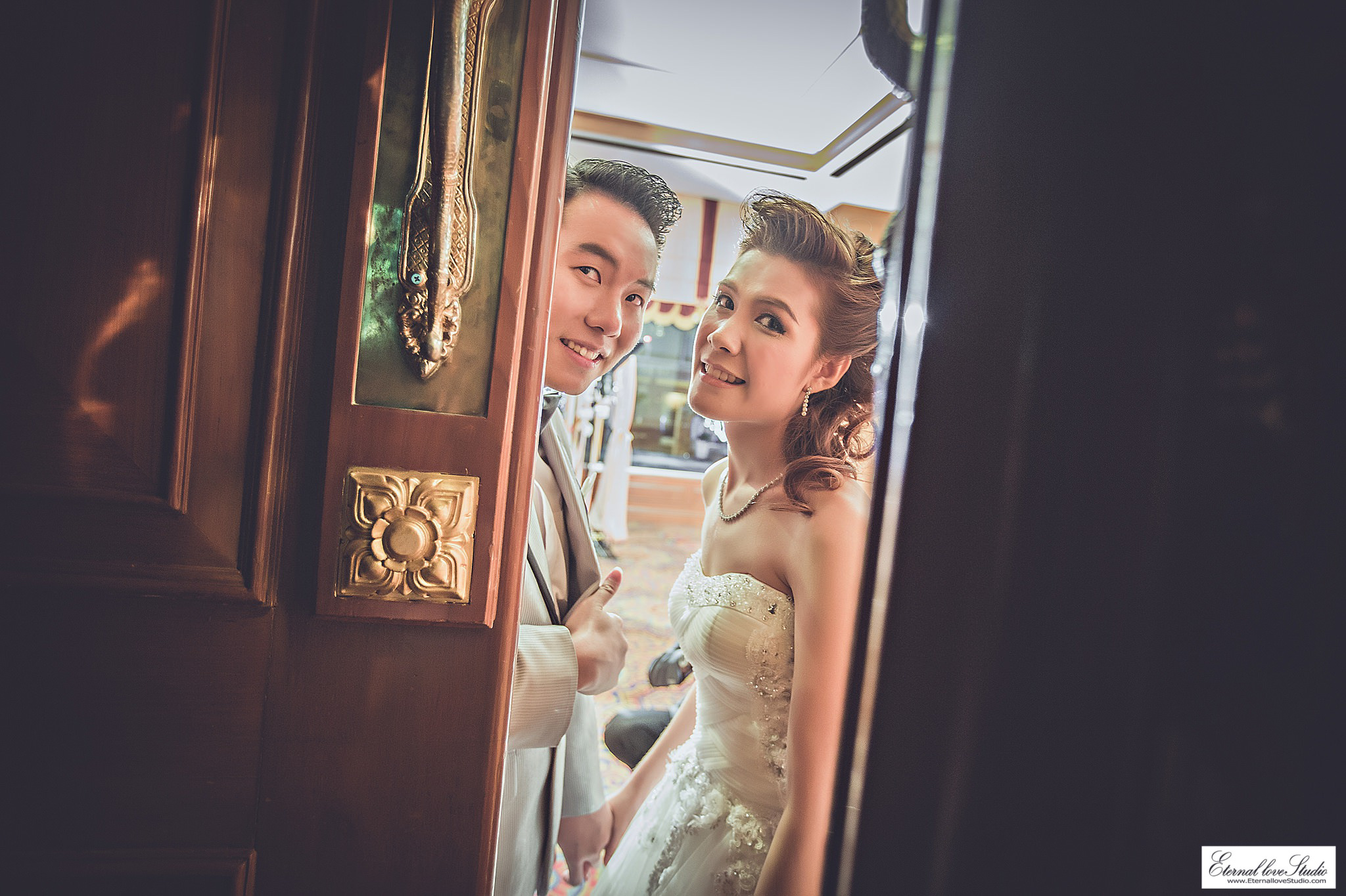 ช่างภาพงานแต่งงาน ถ่ายรูปงานแต่งงาน หาช่างภาพ งานแต่งงาน ช่างกล้อง 24