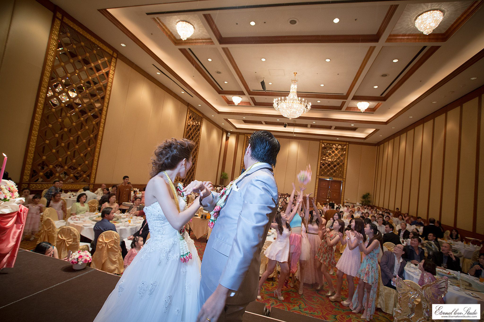 ช่างภาพงานแต่งงาน ถ่ายรูปงานแต่งงาน หาช่างภาพ งานแต่งงาน ช่างกล้อง 36