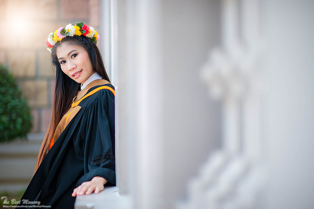 ช่างภาพรับปริญญา ถ่ายรูปรับปริญญา หาช่างภาพ ถ่ายรูปรับปริญญานอกรอบ