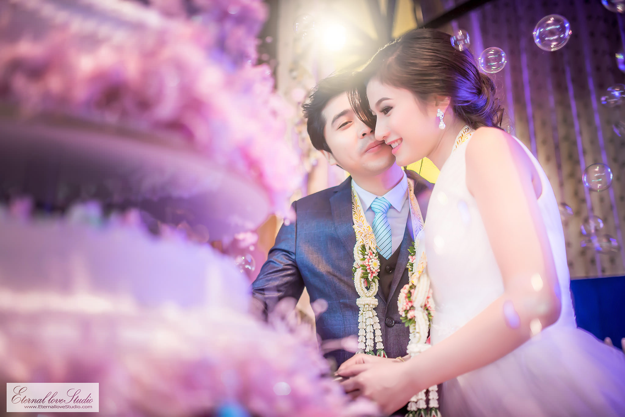 ถ่ายรูปงานแต่ง ช่างภาพงานแต่ง หาช่างภาพ งานแต่งงาน โดยทีมงานมืออาชีพ